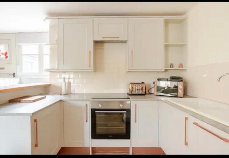 Stans Place Self Catering Cottage Malmesbury Zewnętrze zdjęcie